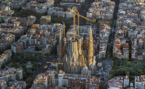 vista-aerea-sagrada-familia_enfosquit_0 vista-aerea-sagrada-familia_enfosquit_0