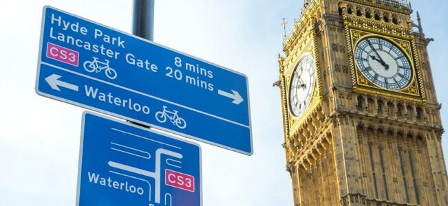 Signage on the Cycle Superhighway East West near Westminster